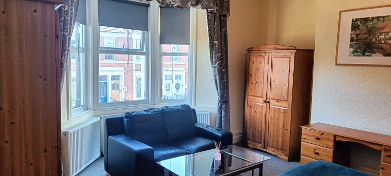 Room Avenue Road in Gateshead