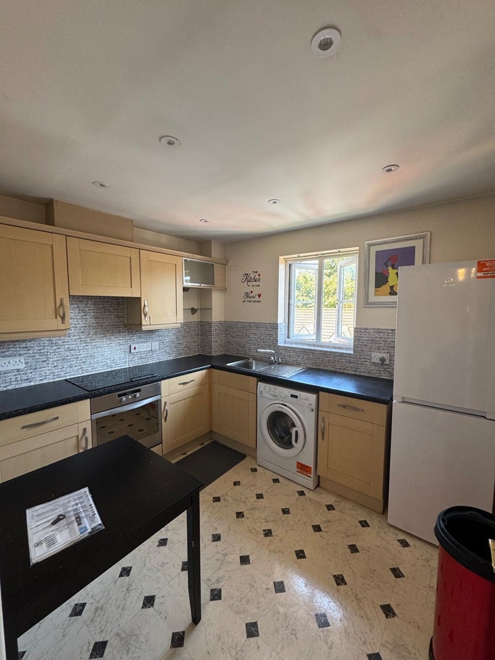 Flat Covesfield in Gravesham