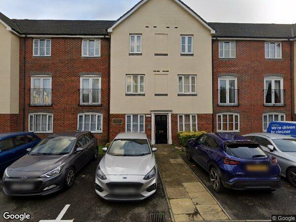 Flat Covesfield in Gravesham