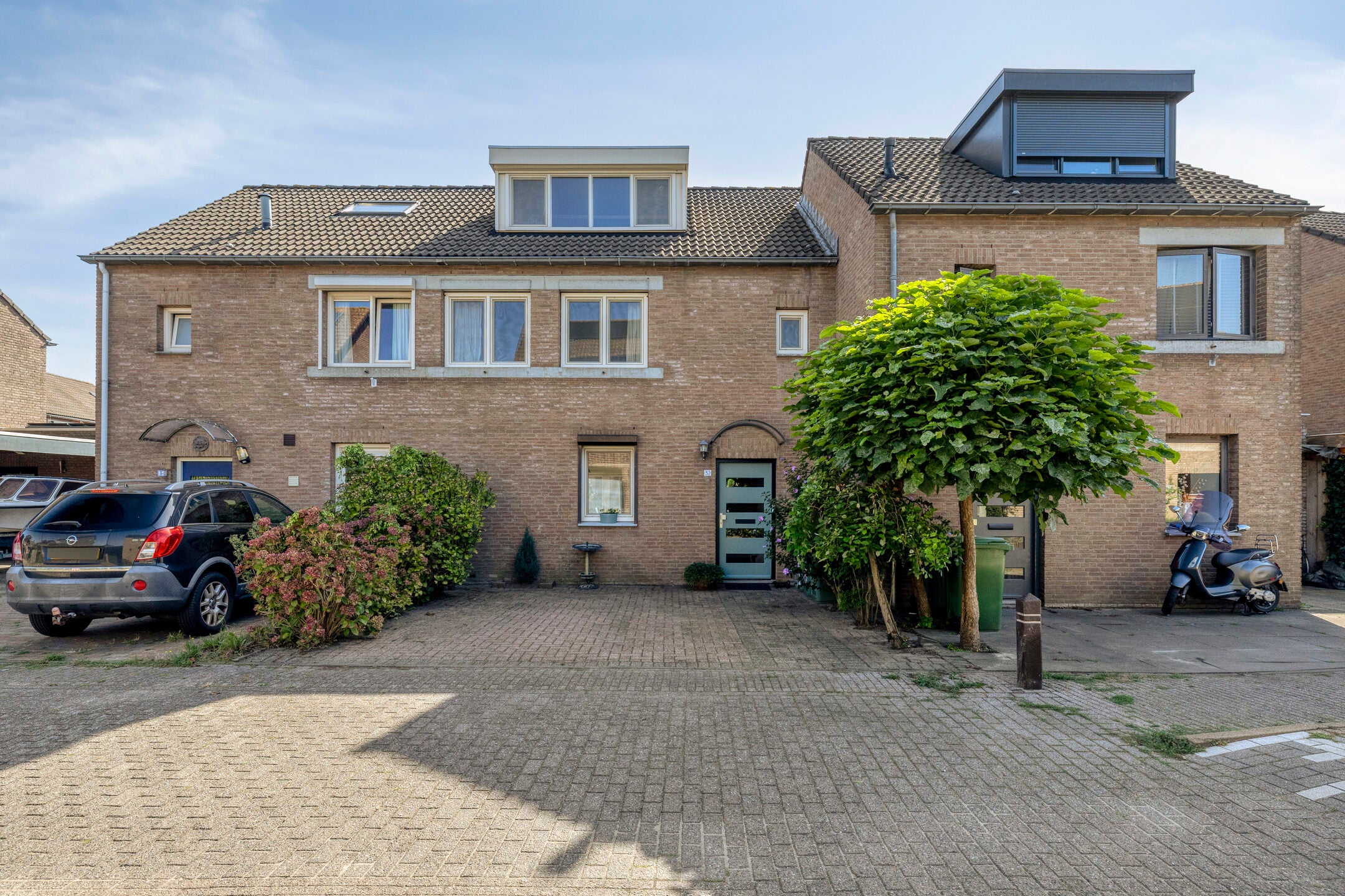 Huis Raaimoeren 32 in Breda