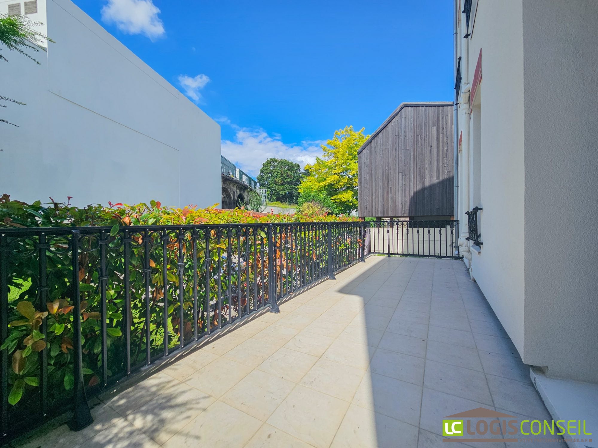 Appartement Rue Paul Henry Thilloy à Bourg-la-Reine