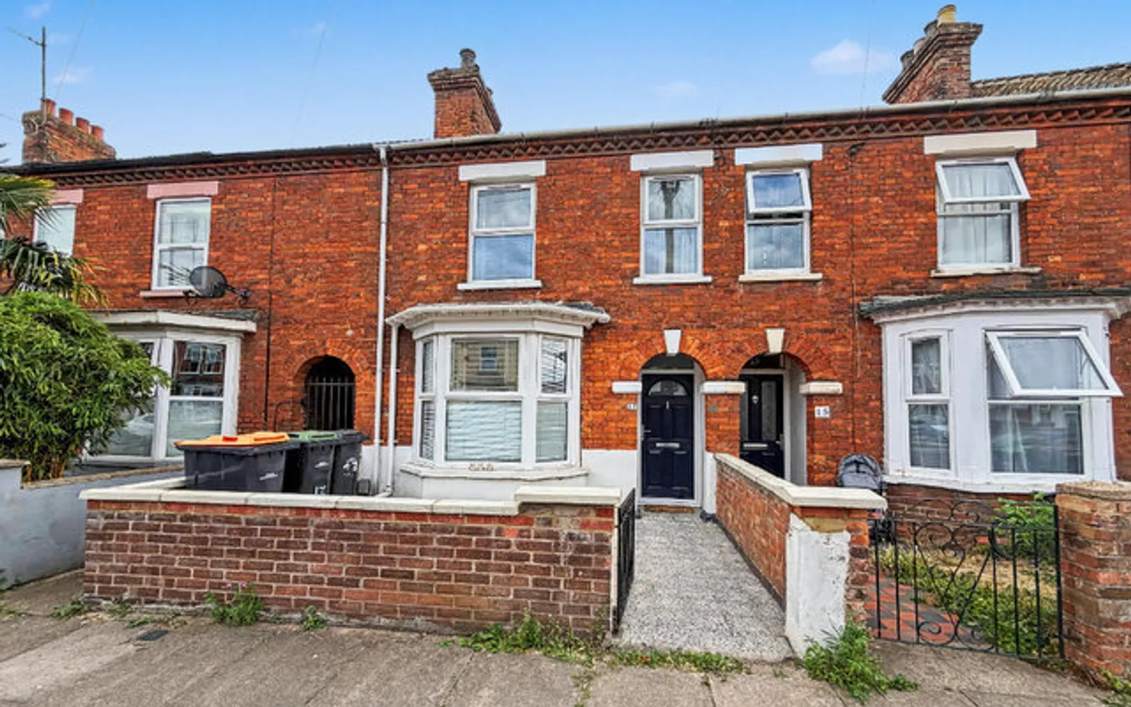 House St Leonard's Avenue in Bedford