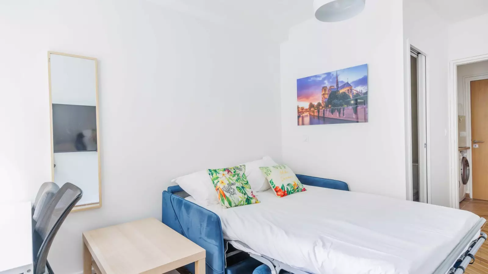 Flat Rue Saint-Didier in Paris