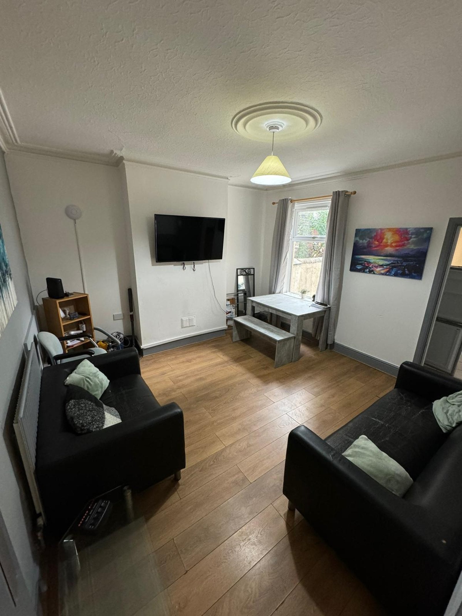Room Crowther Street in Stoke-on-Trent