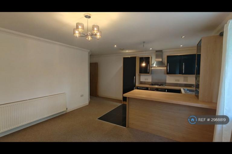 Flat Tegan Close in Greater London