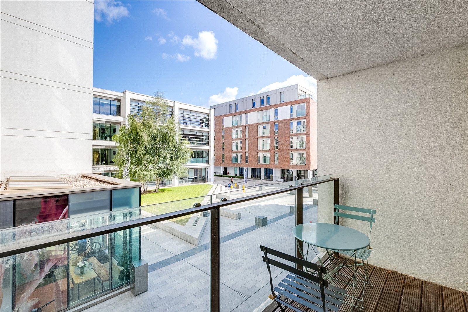Flat Grafton Square in Greater London