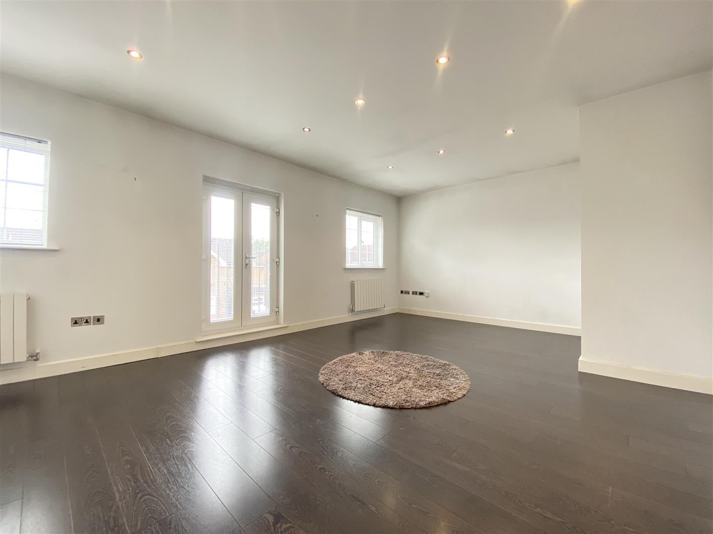 Flat Little Paddocks in Great Bromley