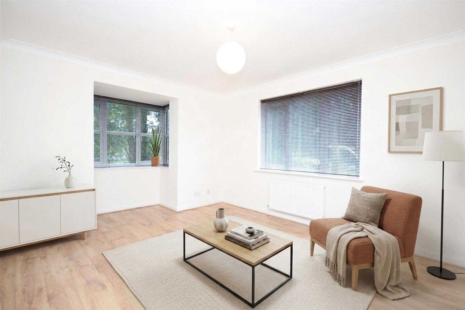 Flat Greenacres in Horsham