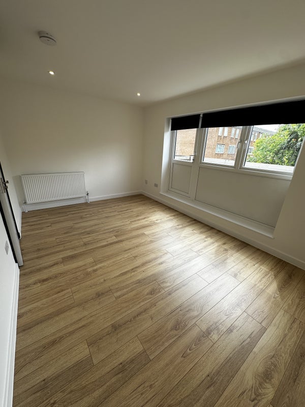 House Humberton Close in Greater London
