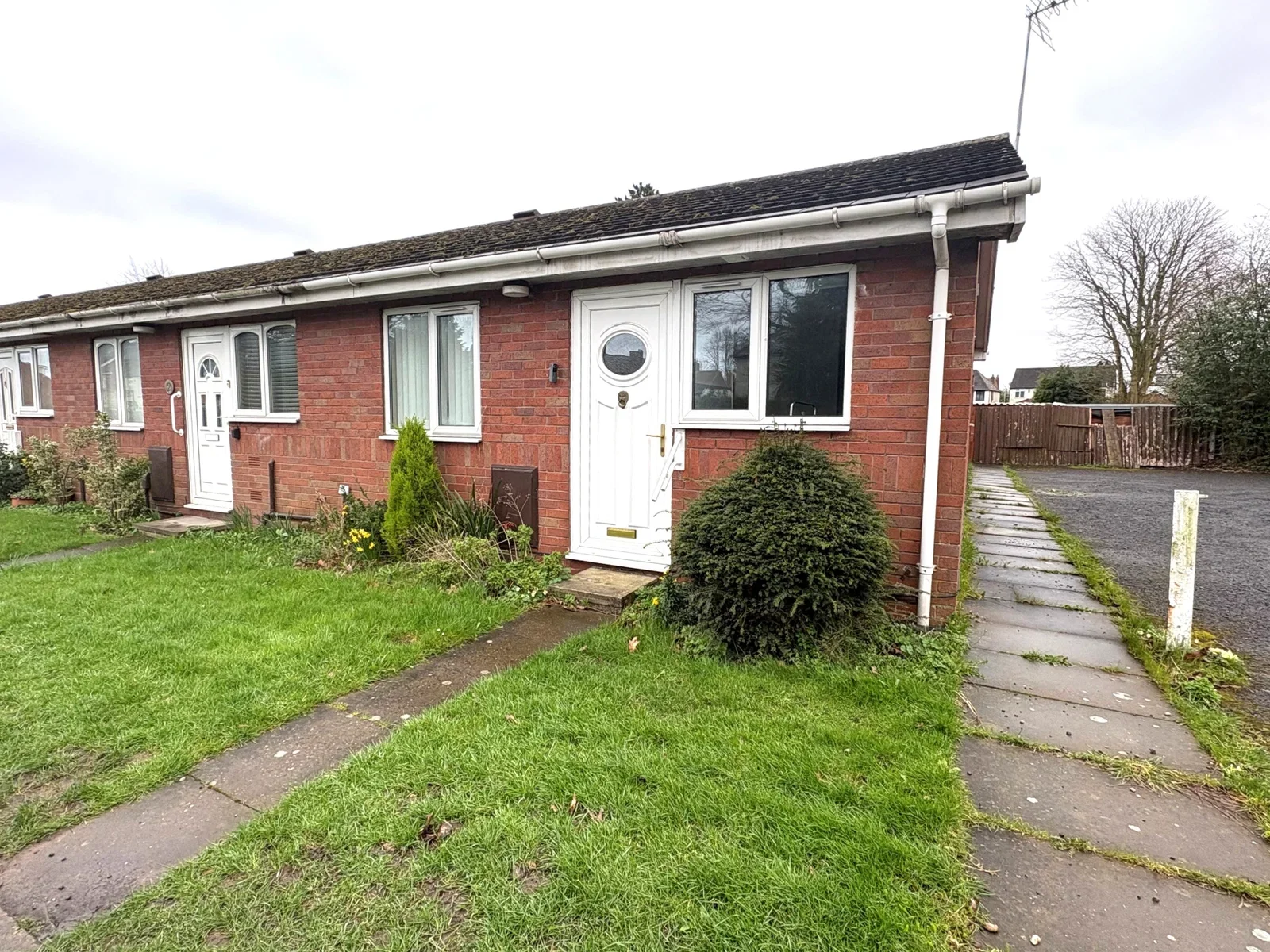 House Bilston Street in Coseley