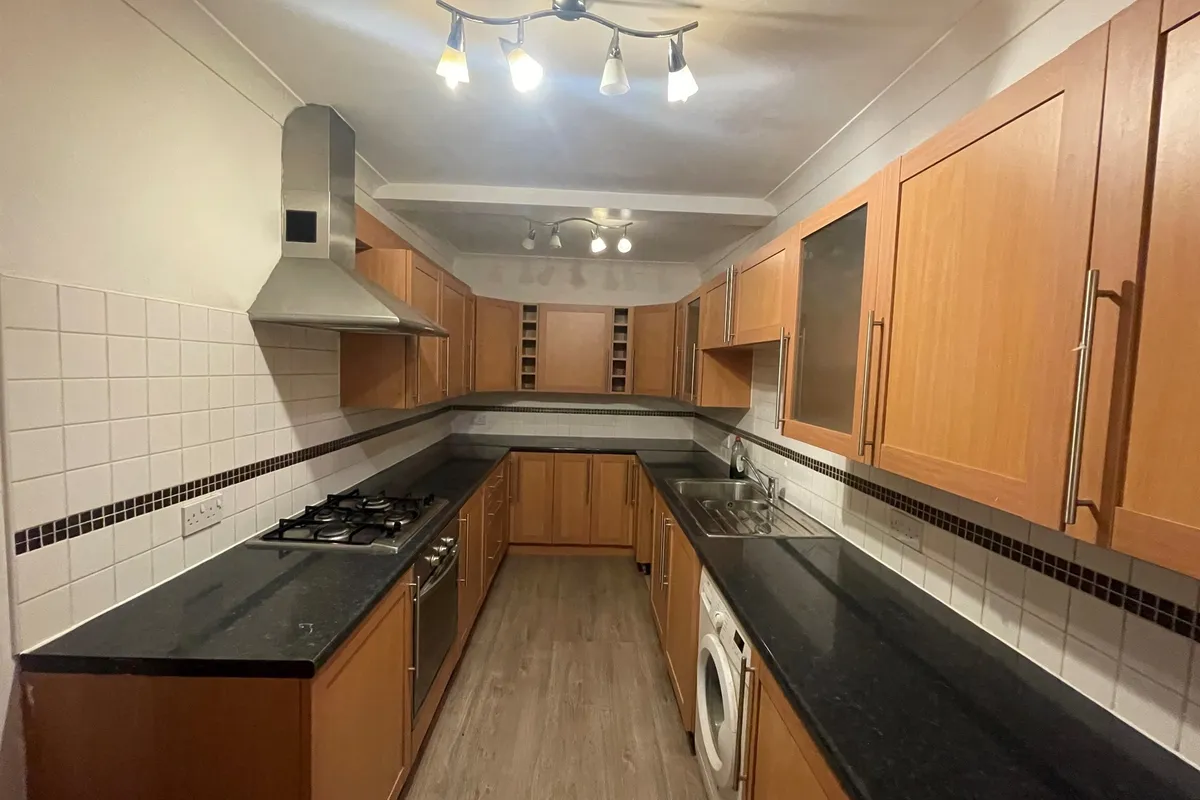 Flat Barnsley Road in Wakefield