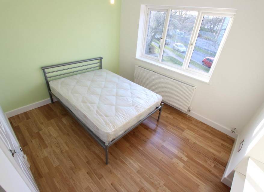 Room Goldings Crescent in Welwyn Hatfield