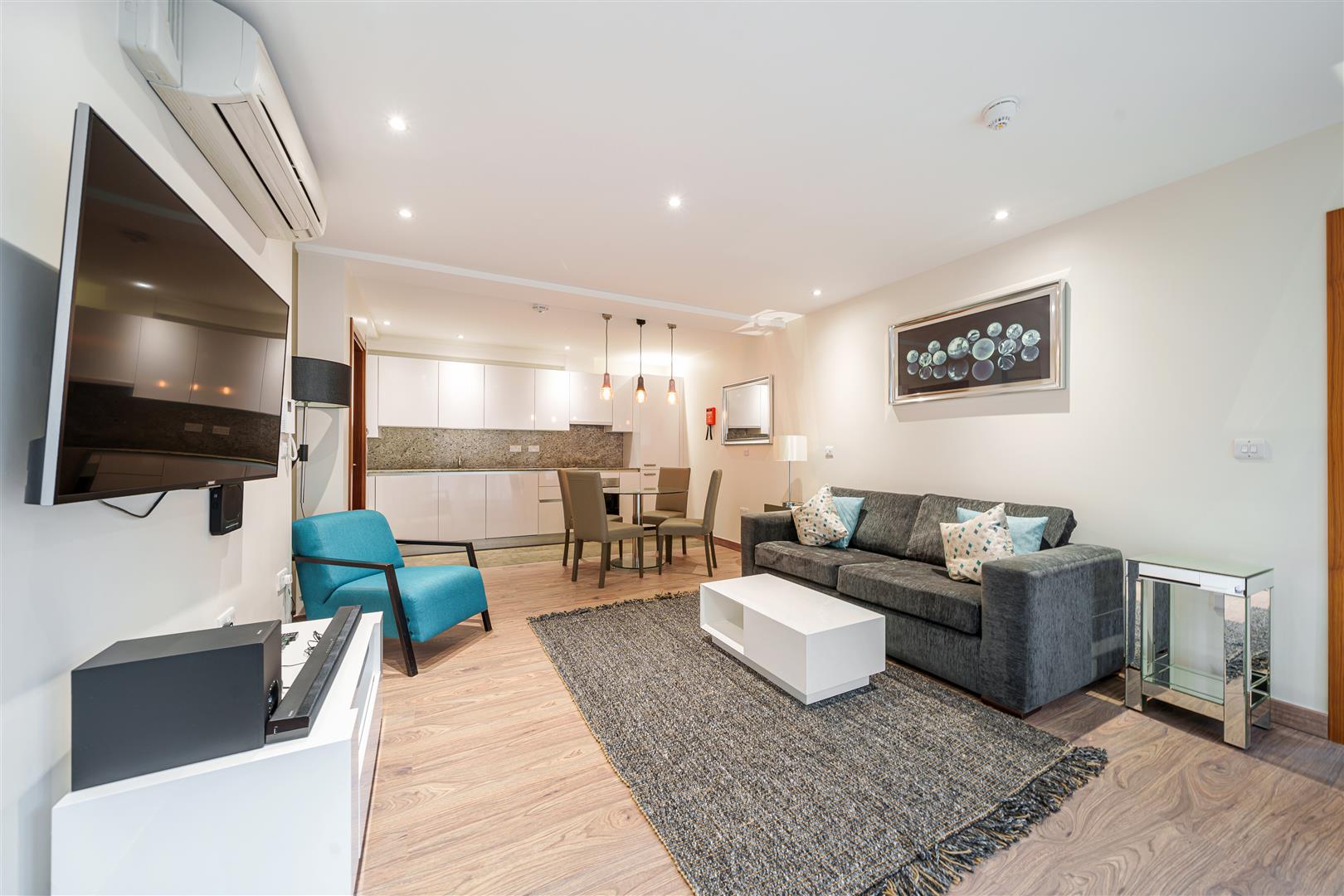Flat Maygrove Road in London