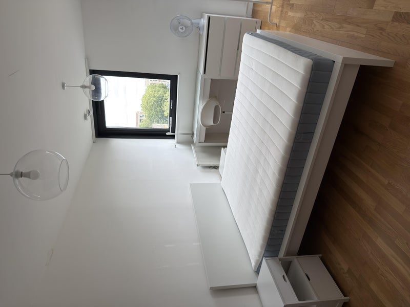 Room Amelia Street in Greater London