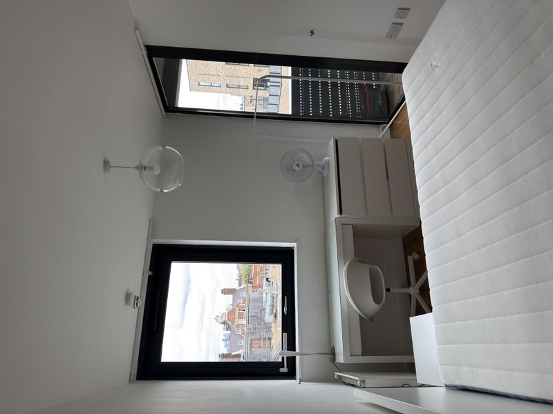 Room Amelia Street in Greater London