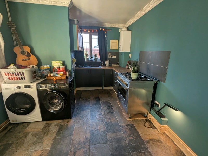 Room Kingsland Avenue in Coventry