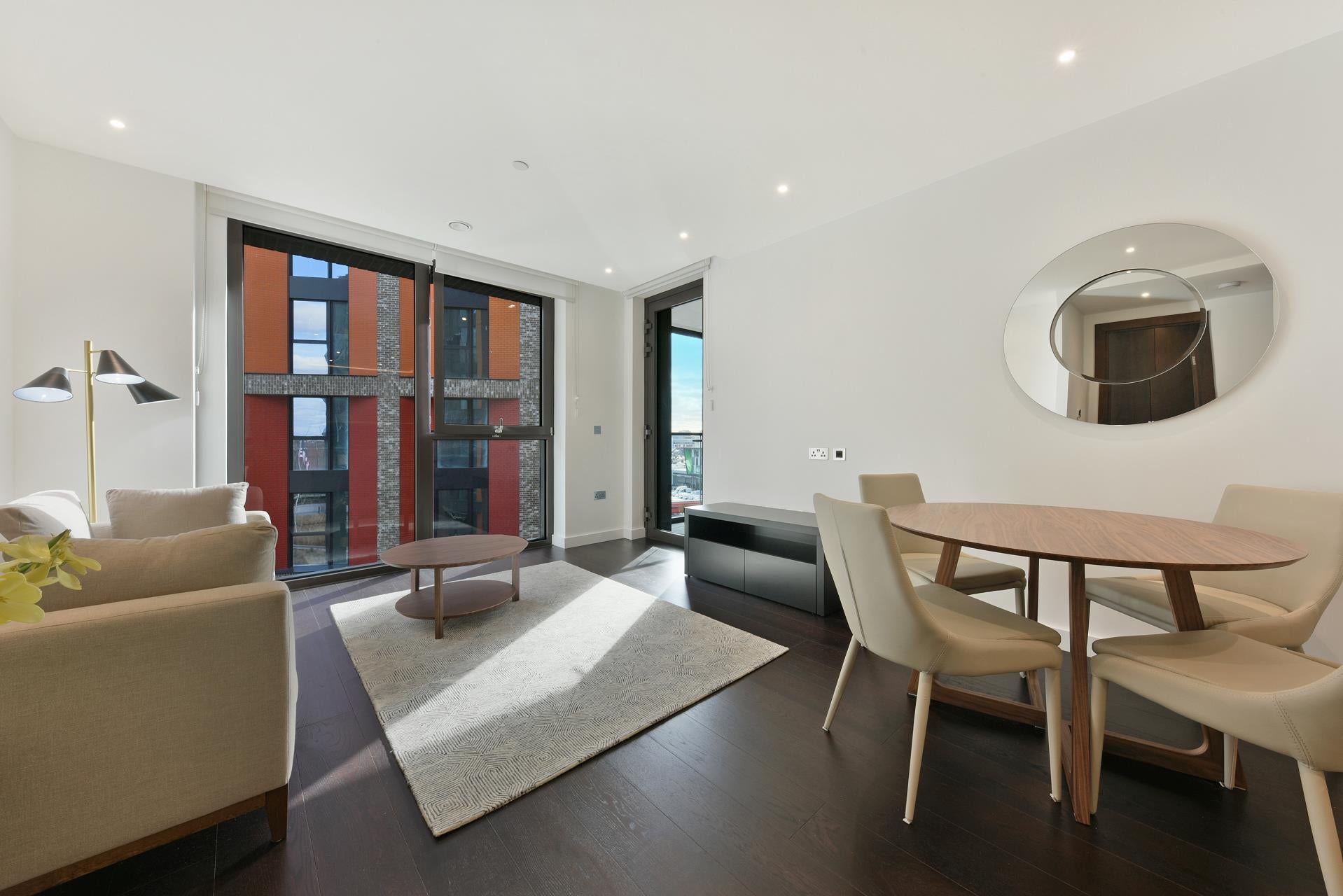 Flat Camlet Way in Greater London
