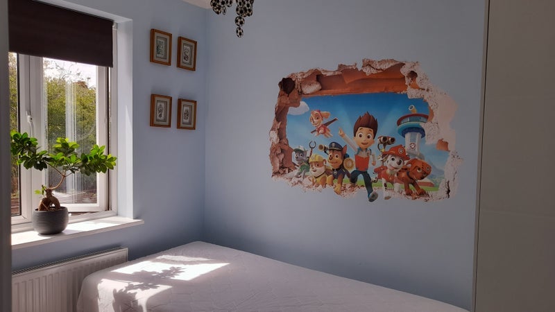 Room Denham Crescent in Greater London