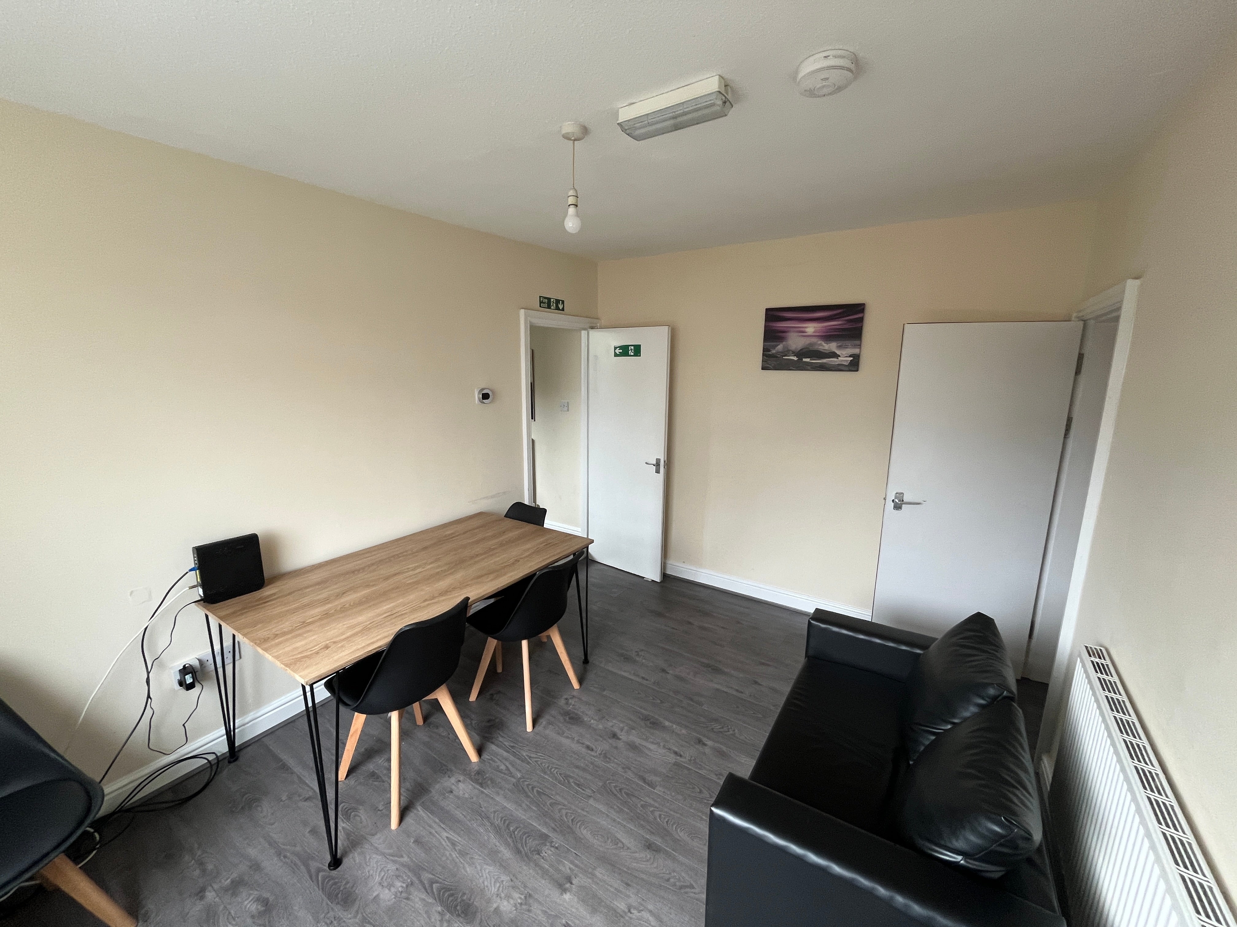 Room Fairholme Drive in Mansfield Woodhouse