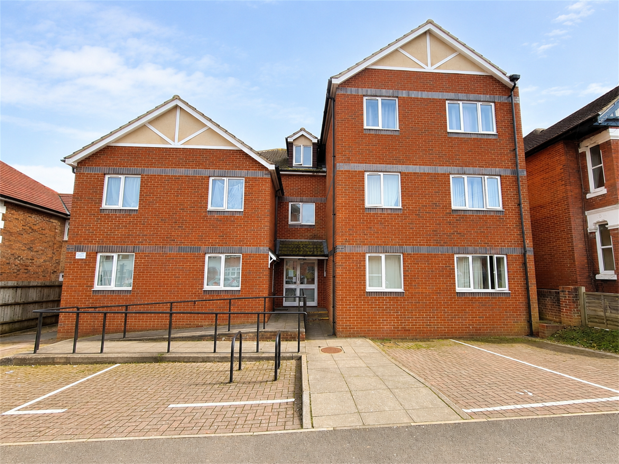 Flat Shaftesbury Avenue in Southampton