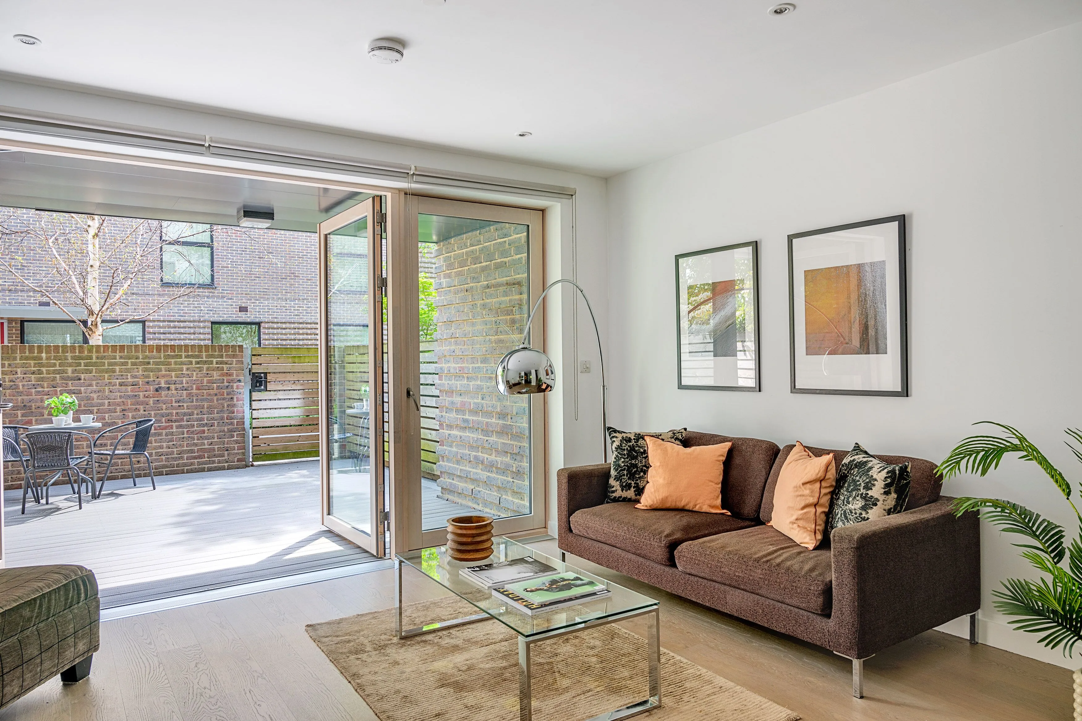 Flat Victory Place in Greater London