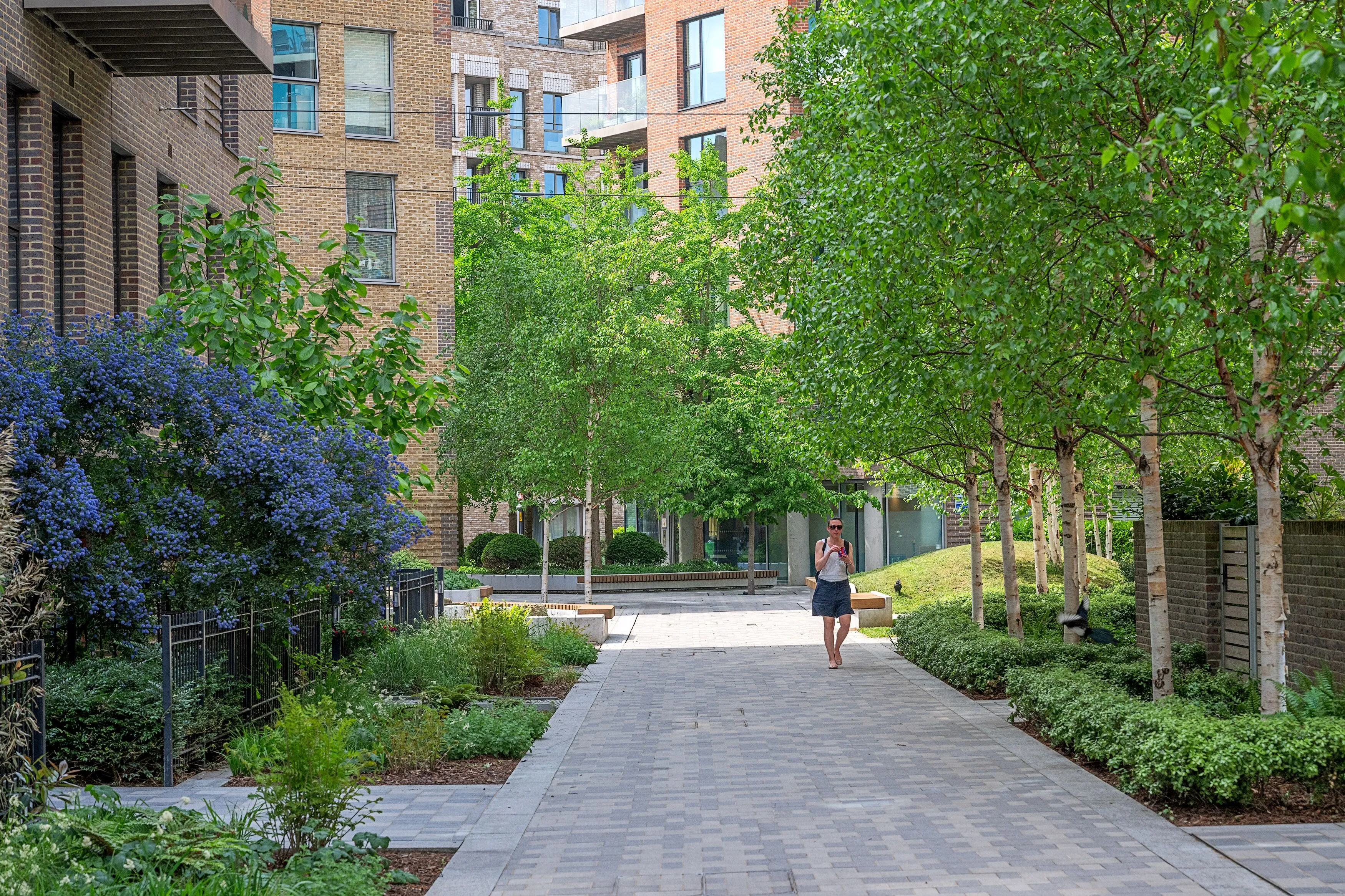 Flat Victory Place in Greater London