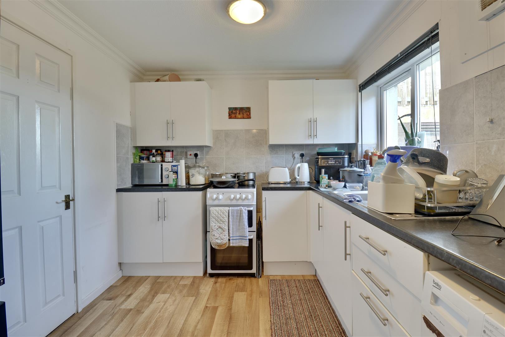 Flat Frobisher Close in Gosport