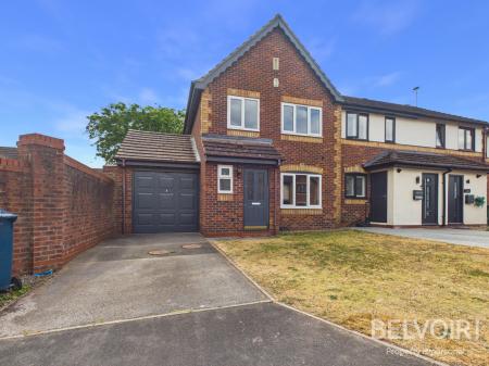 House The Ridgeway in Stafford