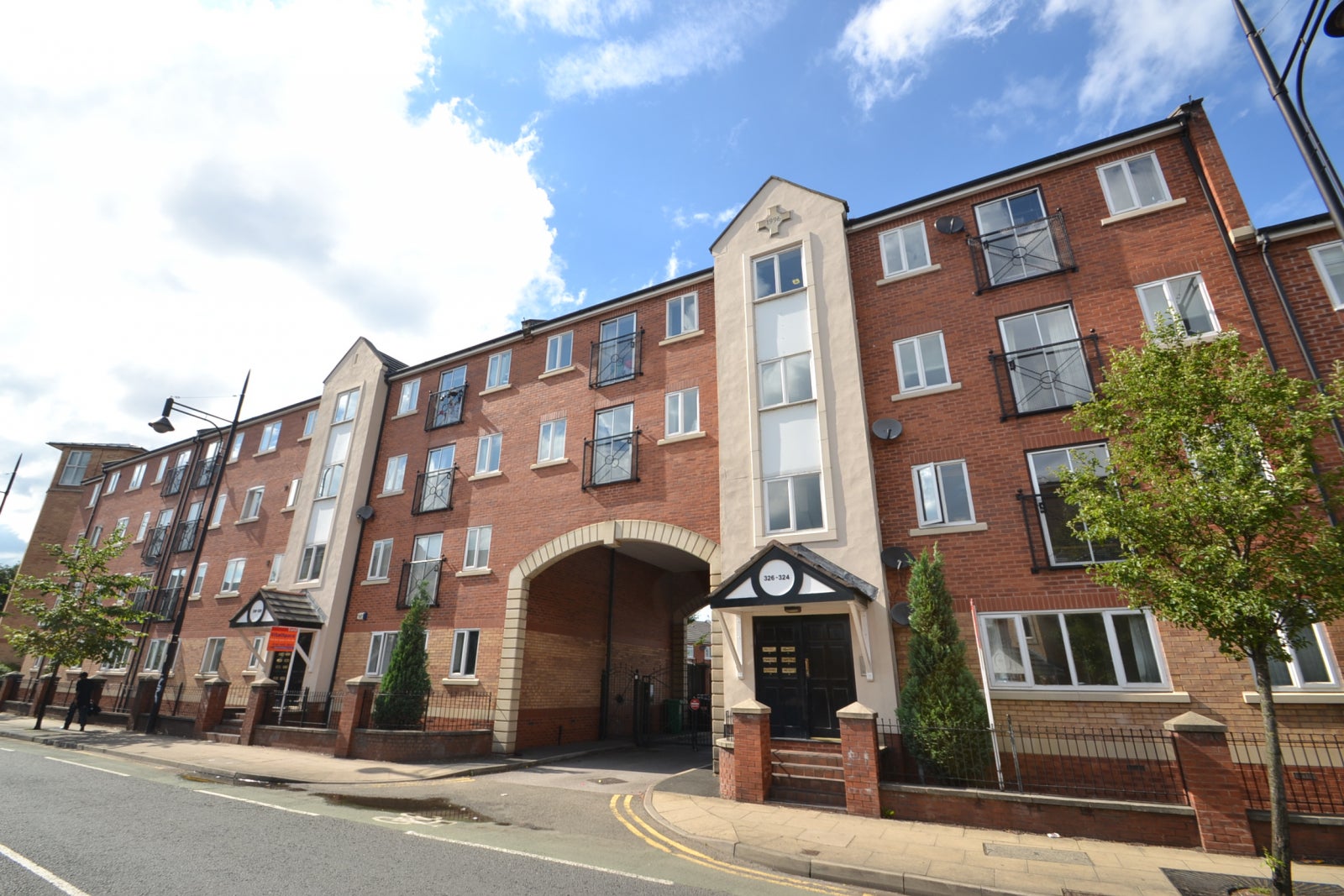 Flat Stretford Road in Manchester