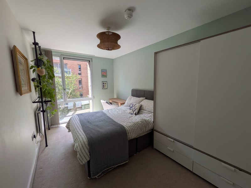 Room Florence Square in Greater London