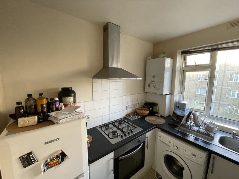 Room Wootton Street in Greater London