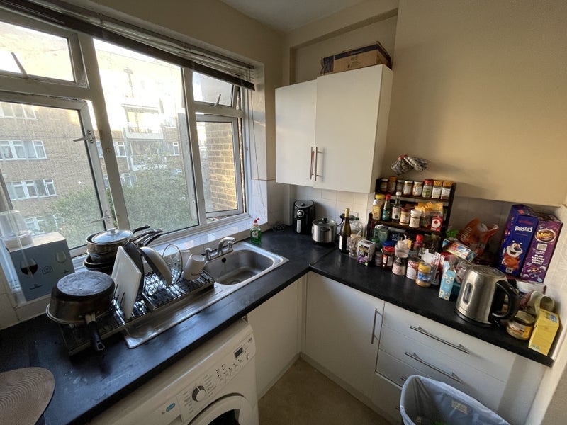 Room Wootton Street in Greater London