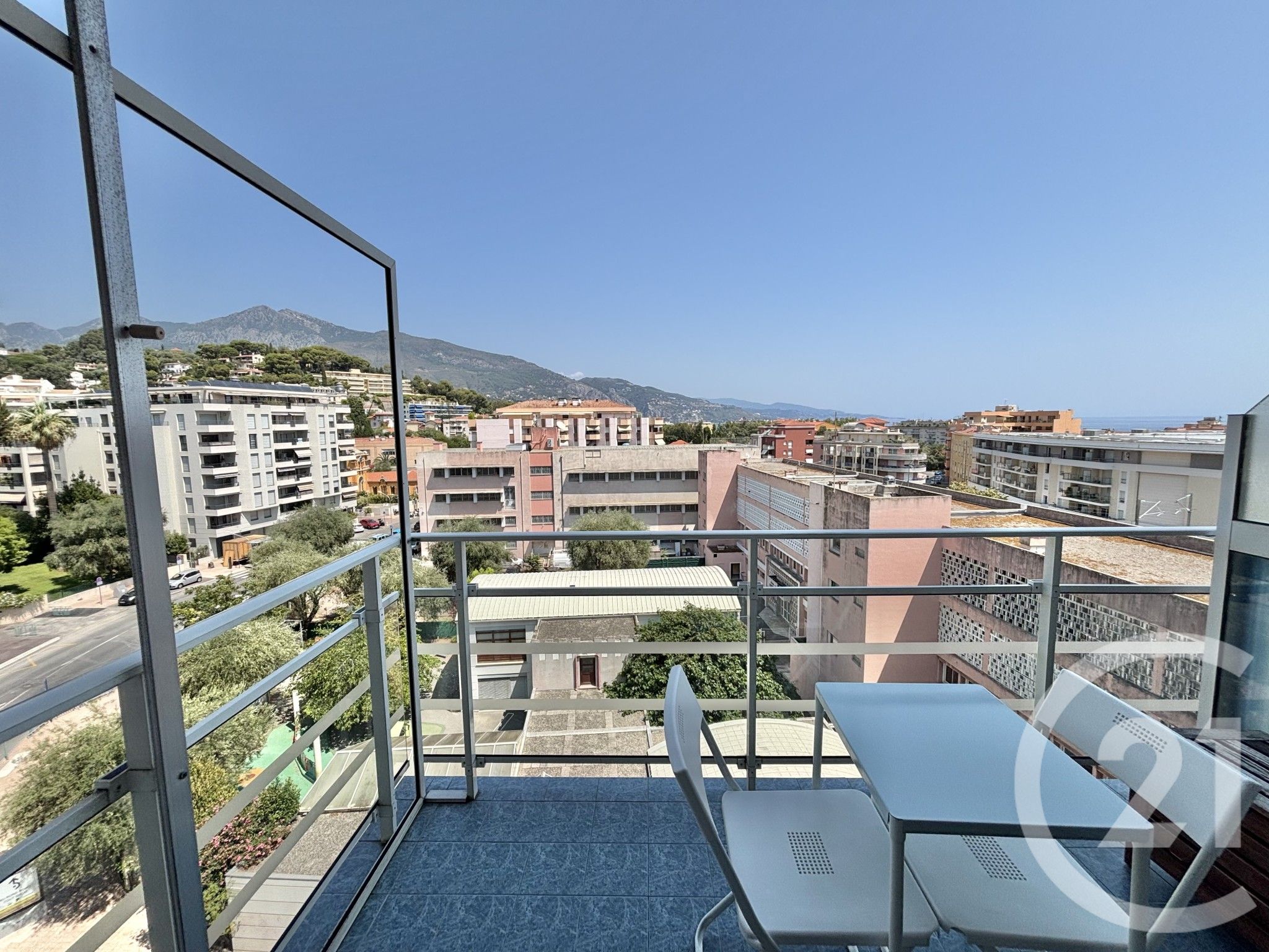 Appartement Avenue de la Gare à Roquebrune-Cap-Martin