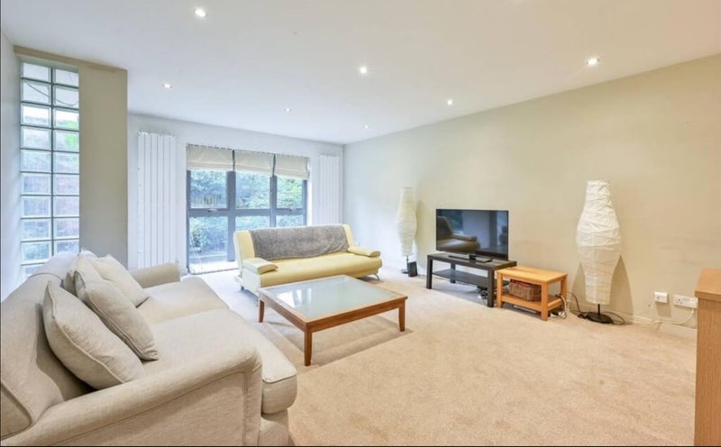 Room Putney Hill in Greater London