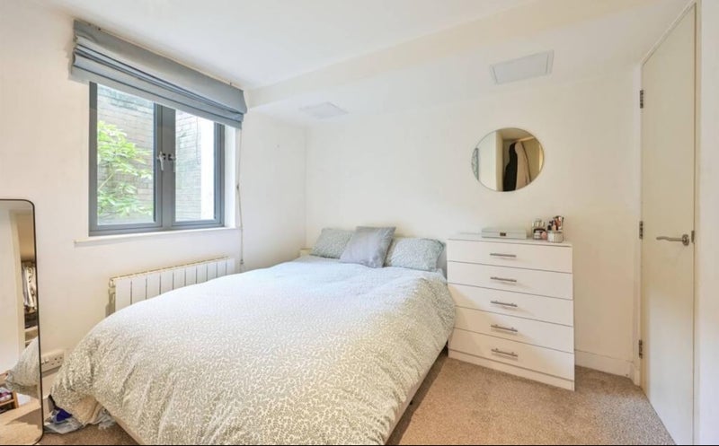 Room Putney Hill in Greater London