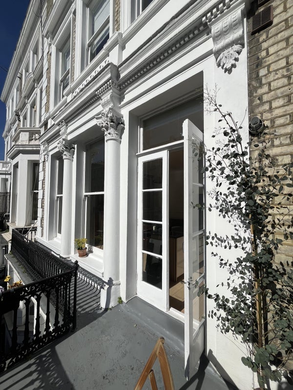 Room Castletown Road in Greater London