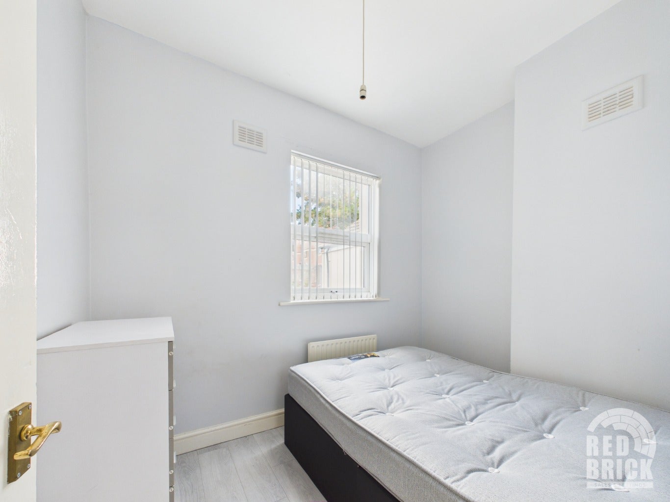 Flat Barras Lane in Coventry