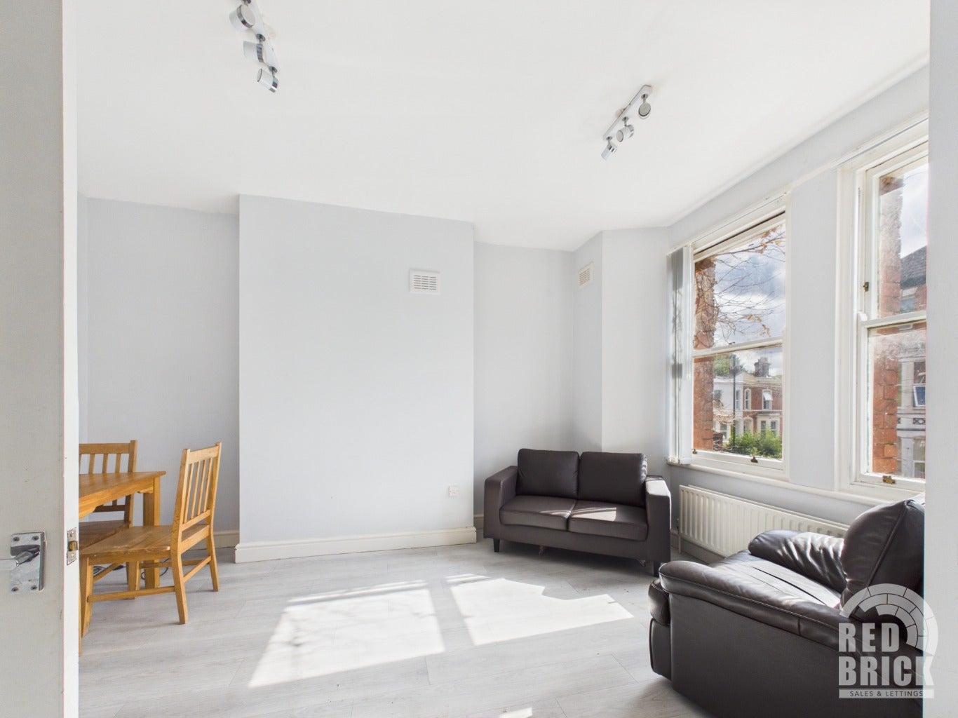 Flat Barras Lane in Coventry