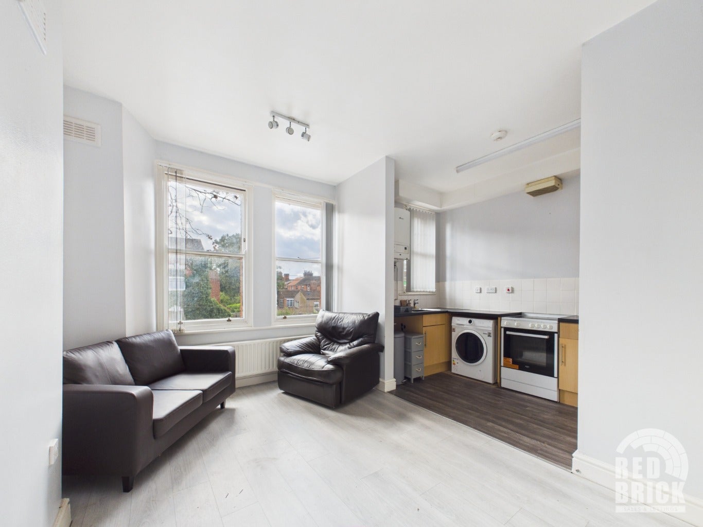 Flat Barras Lane in Coventry