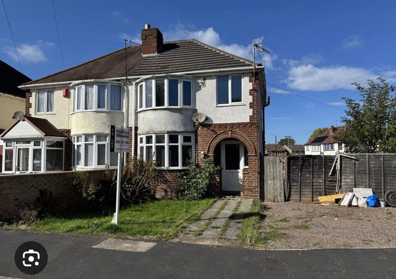 House Sycamore Road in Sandwell