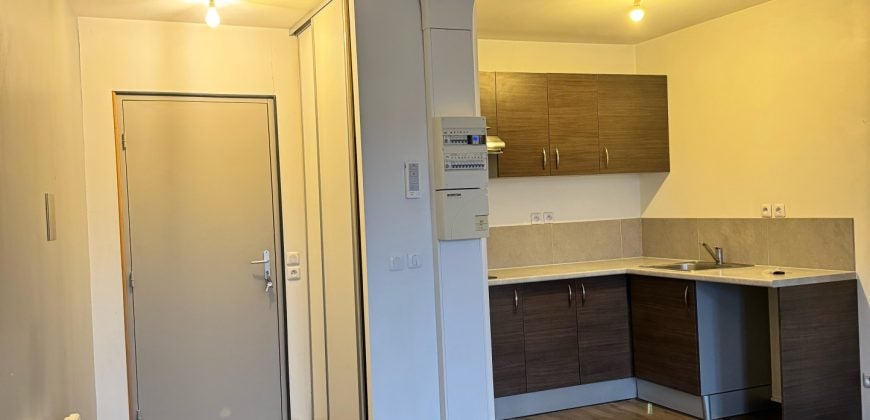 Flat Ligne Saint-Rambert-d'Albon - Rives in Izeaux
