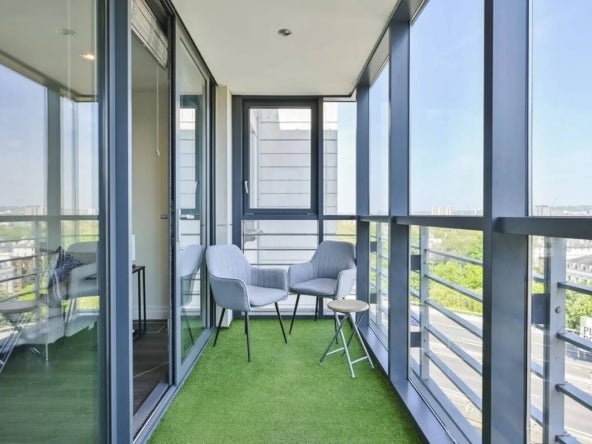 Flat Sheldon Square in City of Westminster