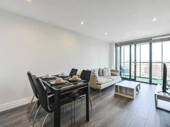 Flat Sheldon Square in City of Westminster
