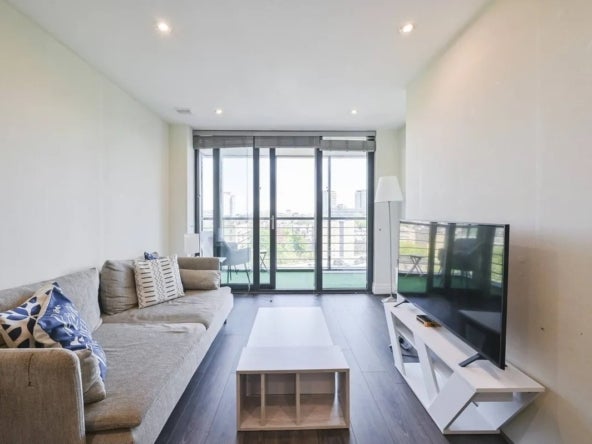 Flat Sheldon Square in City of Westminster