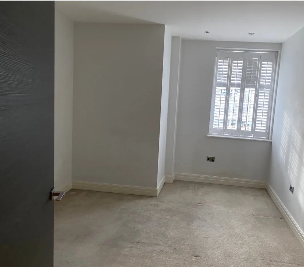 Flat Rivers House in Greater London