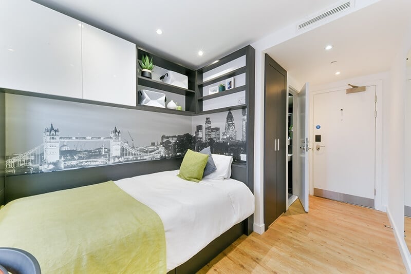 Room Canal Reach in Greater London