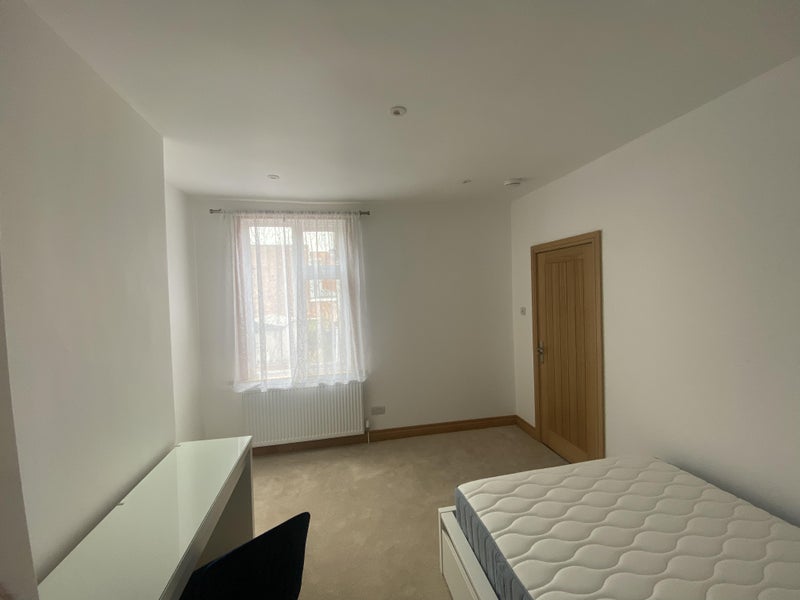 Room Craven Road in Rugby
