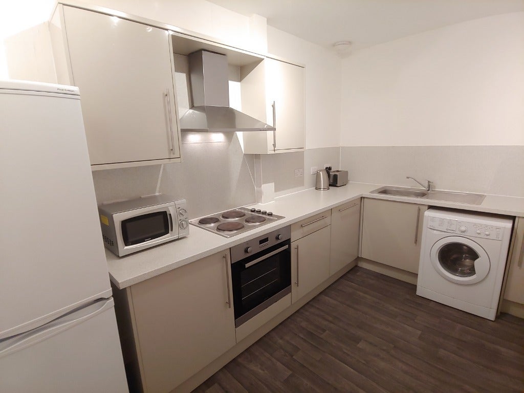 Flat Haymarket Terrace in City of Edinburgh