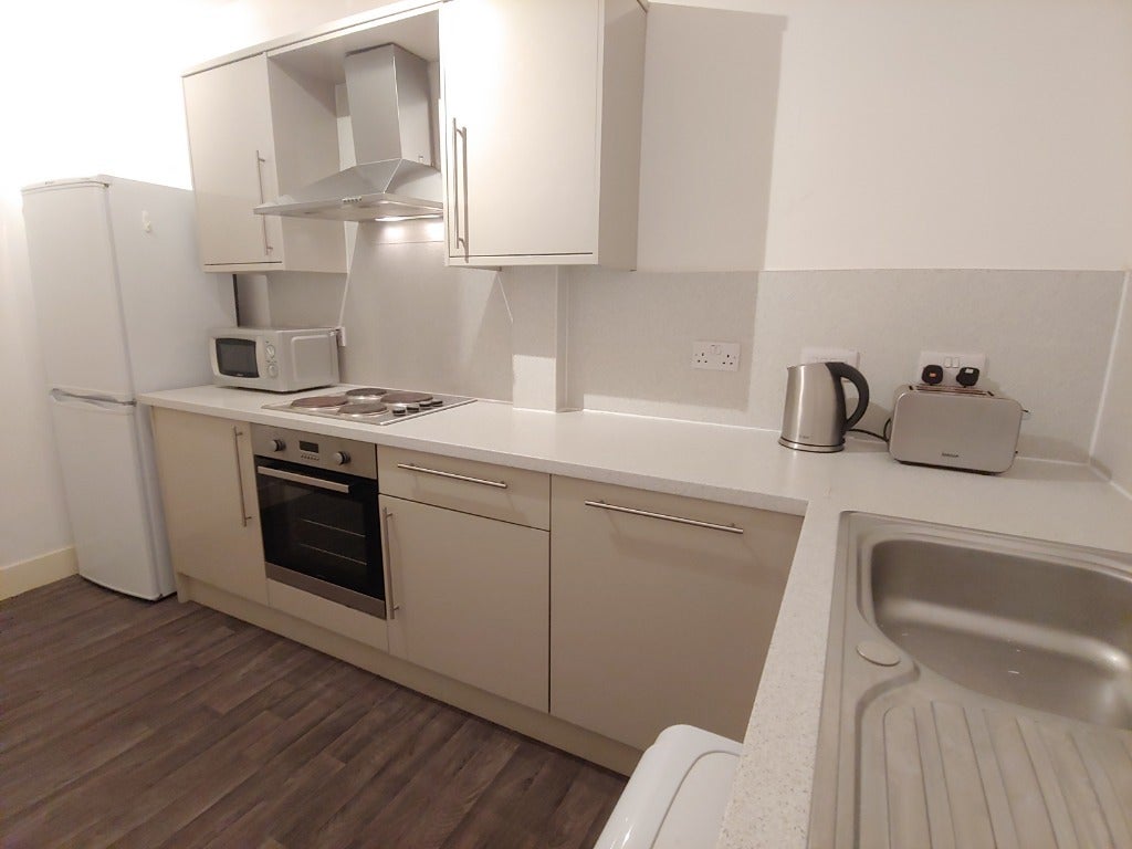 Flat Haymarket Terrace in City of Edinburgh