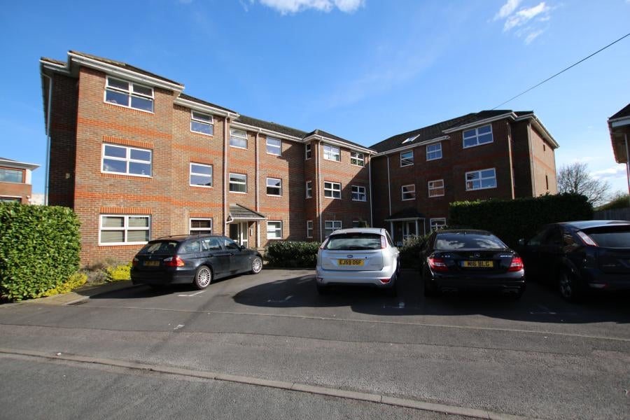 Flat Barker Road in Borough of Runnymede